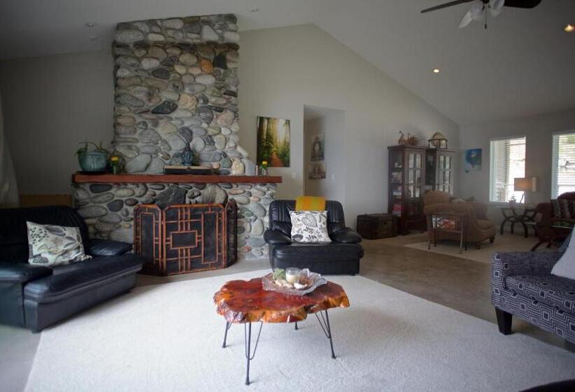 １ベッドルームアパートメント, Halfmoon Haven Beach Cottage Or Oceanview Suite