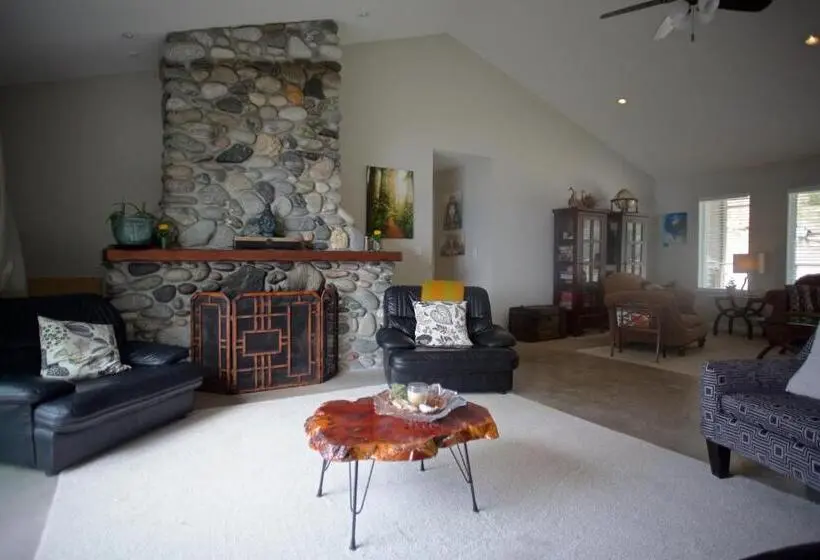 １ベッドルームアパートメント, Halfmoon Haven Beach Cottage Or Oceanview Suite