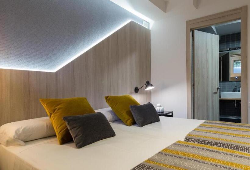 חדר סטנדרט לארבעה, Onyarbi