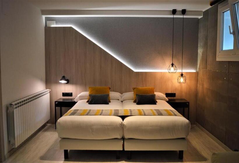 חדר סטנדרט לארבעה, Onyarbi