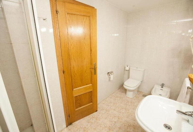 Quarto Triplo Estandar, Payro