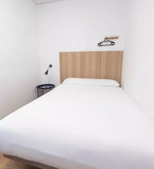 اتاق استاندارد, Hostal Siesta & Go Nuevos Ministerios