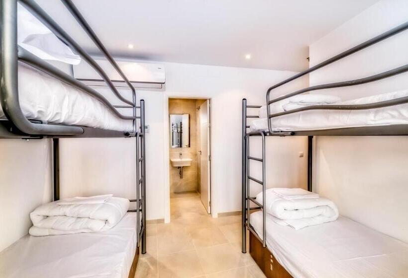 اتاق استاندارد چهار تخته, Hostel A2c