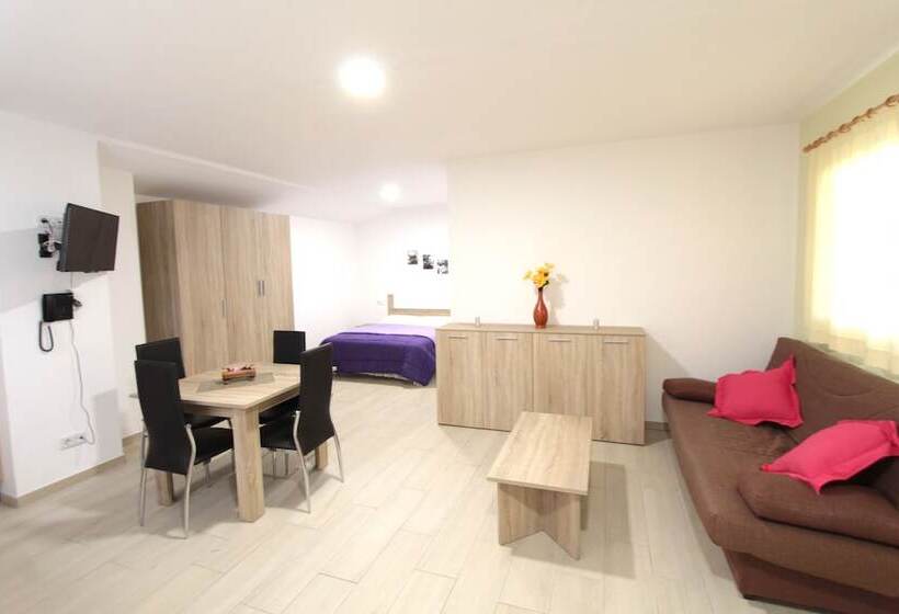 اتاق استاندارد, Apartamentos Giuliano