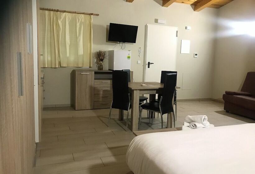 اتاق استاندارد, Apartamentos Giuliano