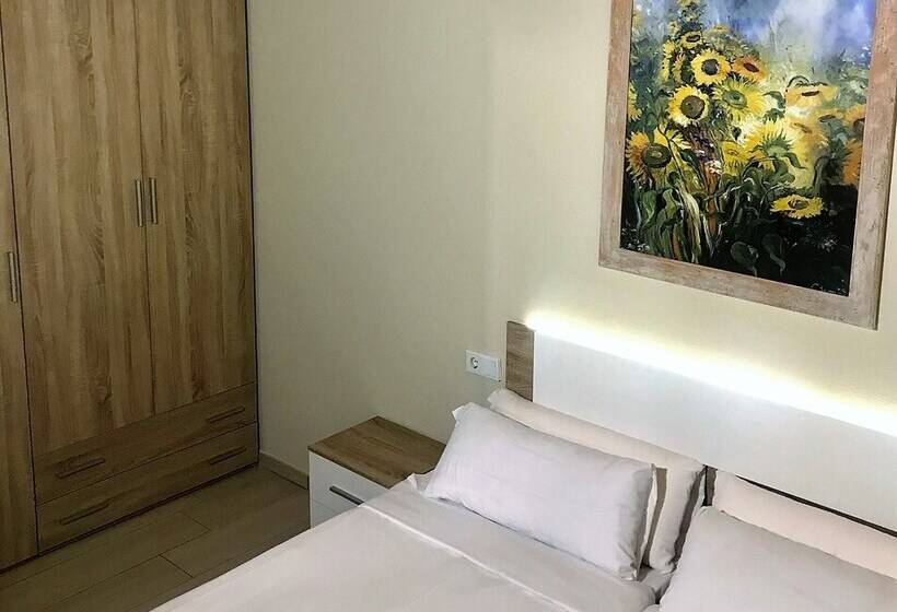 آپارتمان 2 خوابه, Apartamentos Giuliano