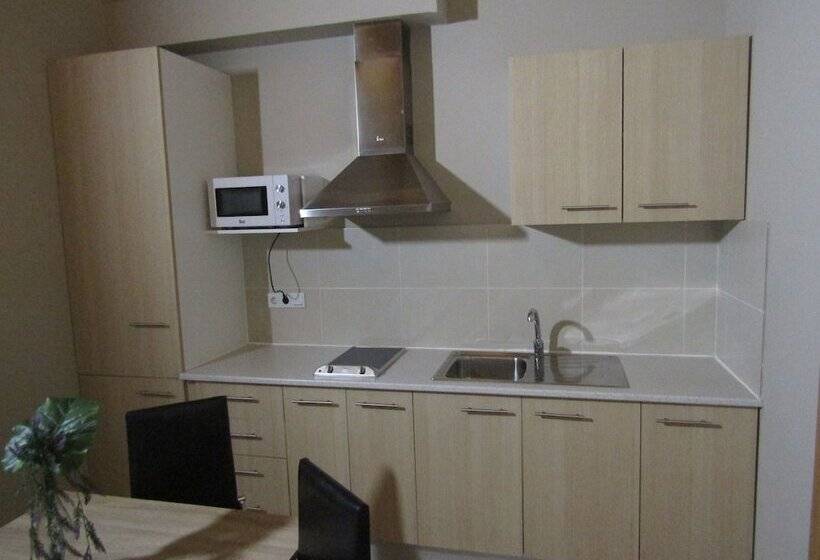 آپارتمان 1 خوابه, Apartamentos Giuliano