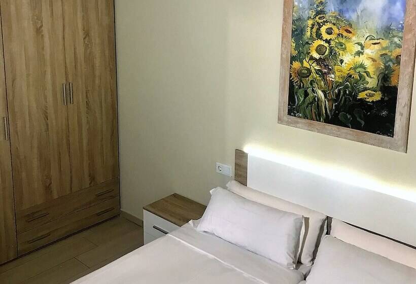 آپارتمان 2 خوابه, Apartamentos Giuliano