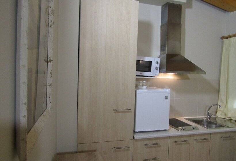 آپارتمان 1 خوابه, Apartamentos Giuliano