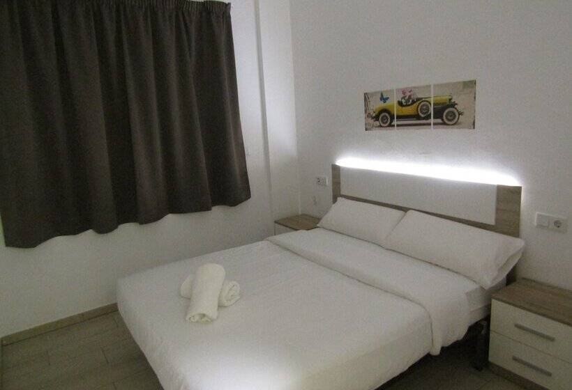 آپارتمان 1 خوابه, Apartamentos Giuliano