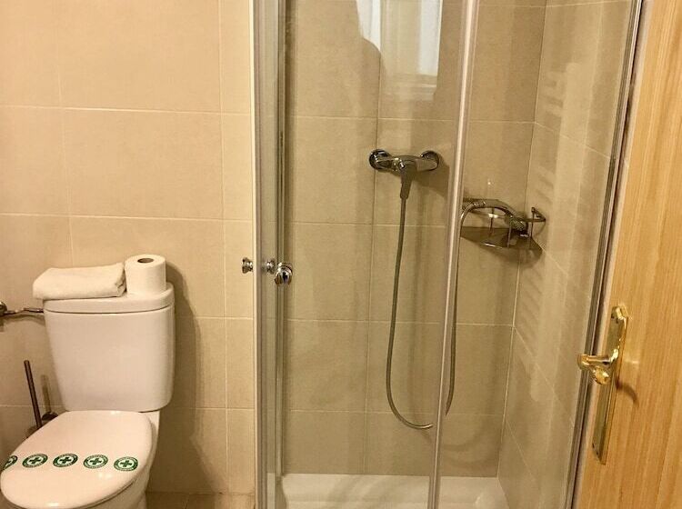 آپارتمان 2 خوابه, Apartamentos Giuliano