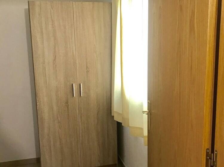 آپارتمان 2 خوابه, Apartamentos Giuliano