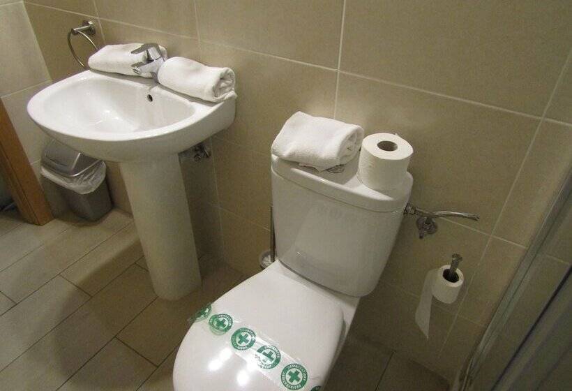 آپارتمان 1 خوابه, Apartamentos Giuliano