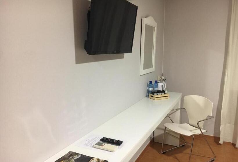 Номер Deluxe, Hostal Imaginatelo