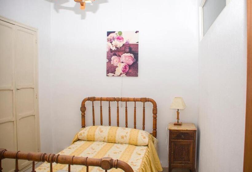 Standard room with outdoor bath, Casa Marifina