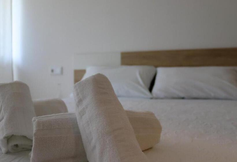 استودیوی استاندارد با چشمانداز دریا, Casal Do Crego