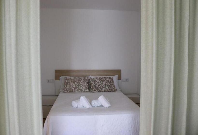 استودیوی استاندارد با چشمانداز دریا, Casal Do Crego