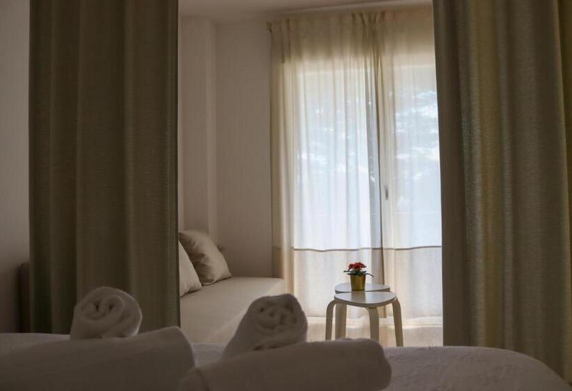 استودیوی استاندارد با چشمانداز دریا, Casal Do Crego