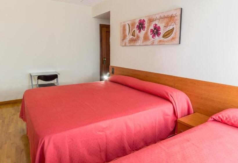 غرفة قياسية حمام مشترك, Pensión La Rioja