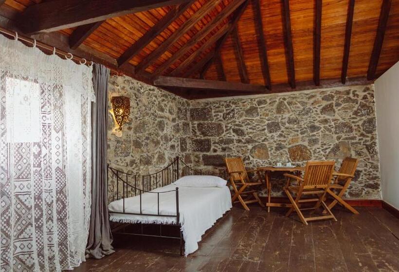 Номер Стандарт Трехместный, Ecoverode Hotel Emblemático Vegetariano Vegano