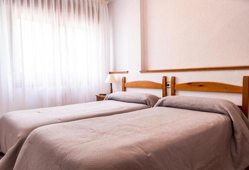 스탠다드 룸, Hostal Restaurante Ventasierra