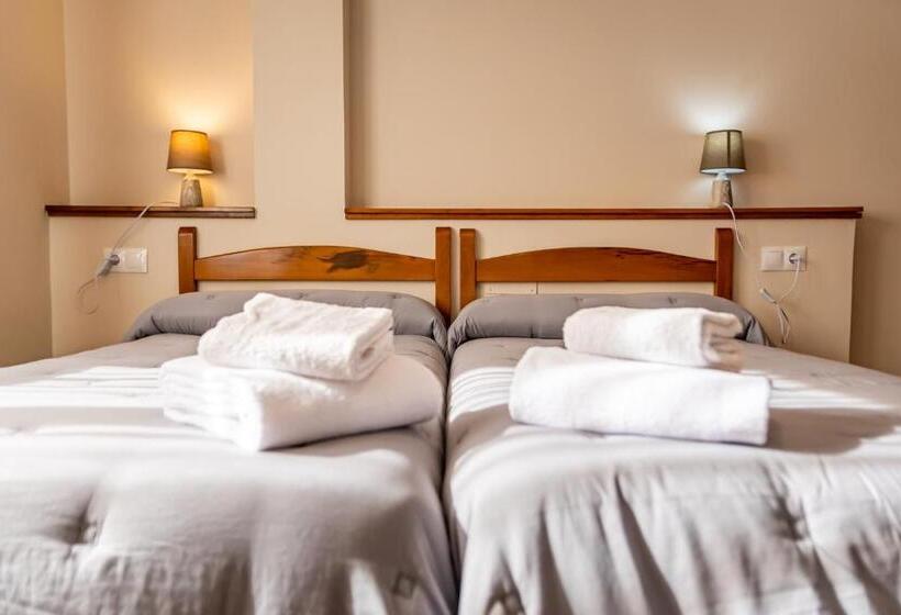 패밀리 룸, Hostal Restaurante Ventasierra