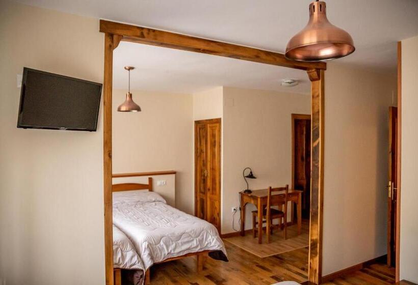 Семейный Номер, Hostal Restaurante Ventasierra