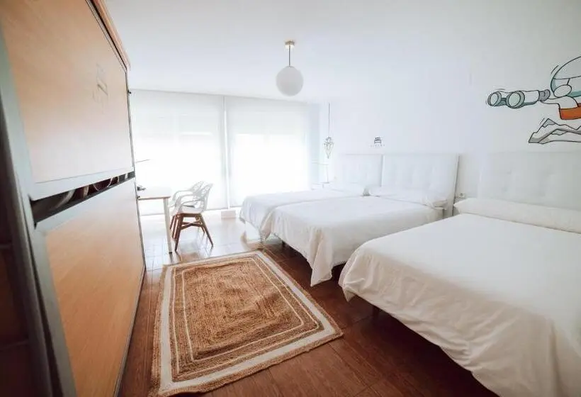 اتاق استاندارد سه نفره, Hostal Pozo