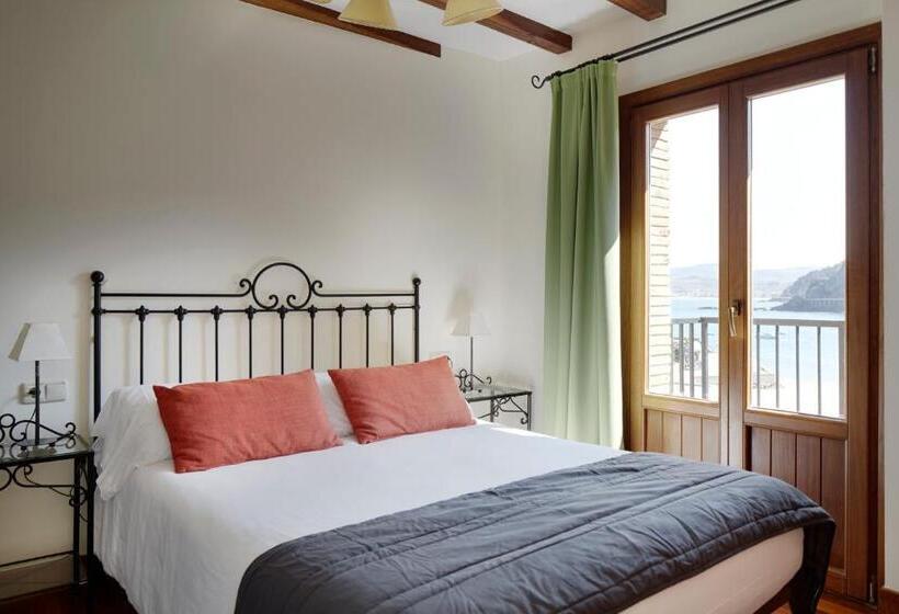 Номер Стандарт Вид на Море, Katrapona