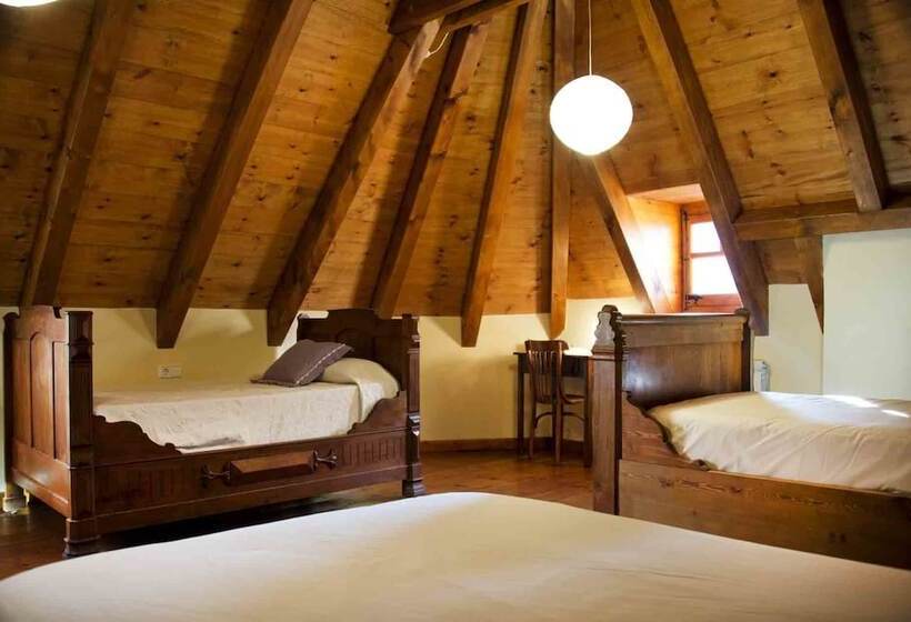 חדר משפחתי, Casa Helipa