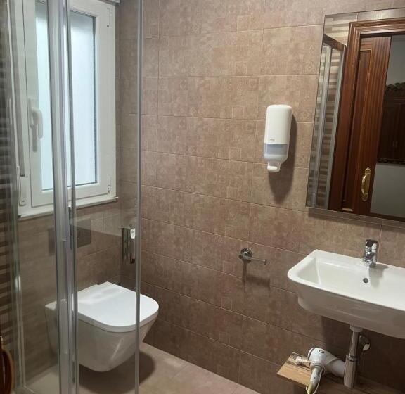 اتاق استاندارد یک نفره, O Castelo