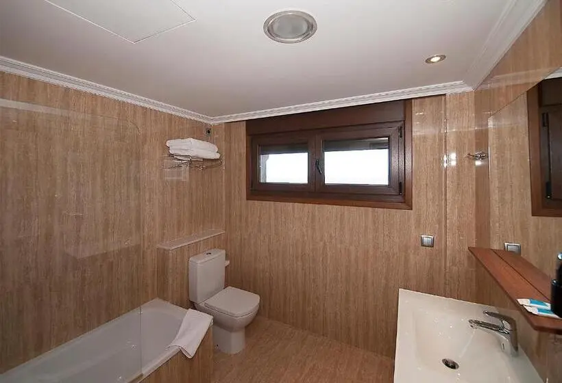 スタンダードルーム, Pensión Residencia A Cruzán