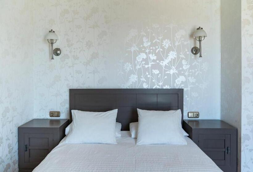 Номер Стандарт, A Esmorgaposada Del Mar