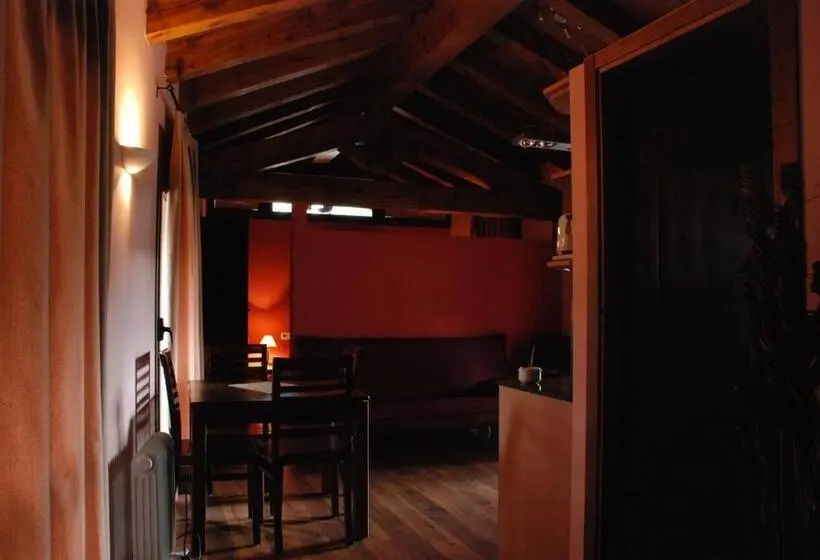 スイート, L Estança De L Era Del Marxant