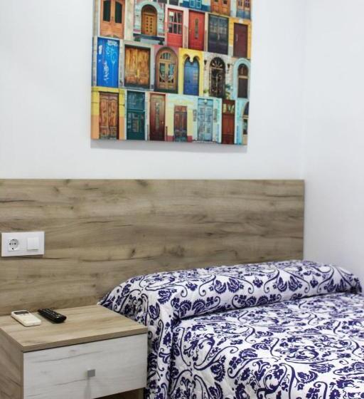 غرفة قياسية فردية, Pensión Guerrero