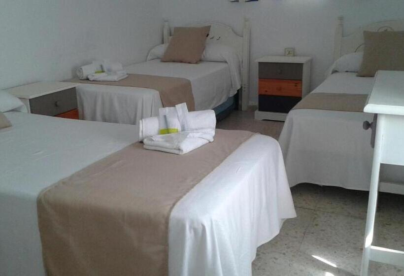 스탠다드 트리플 룸(3인실) 외부 욕실, Hospederia Islasol