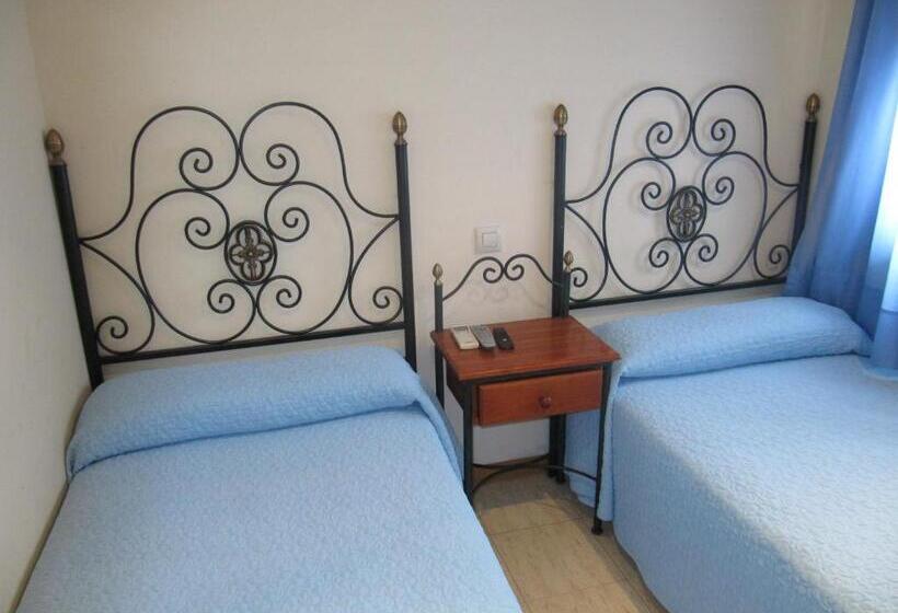 Номер Стандарт, Hostal El Gaitero