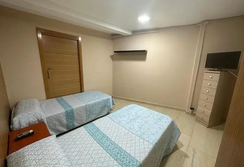 ファミリールーム, Hostal El Gaitero