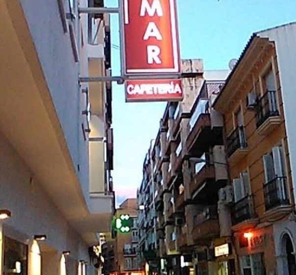 Номер Комфорт, Hostal Loimar