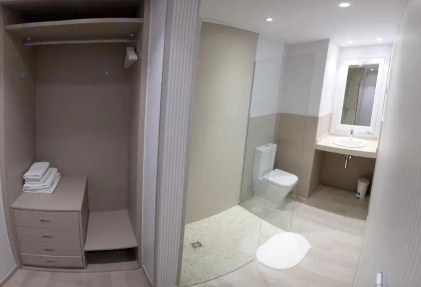 3 Bett Komfort Zimmer, Hostal Loimar