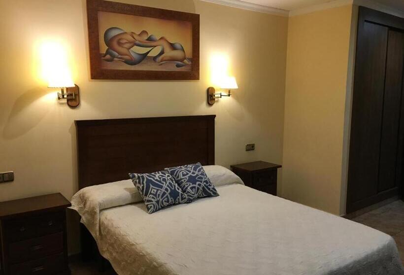 스탠다드 룸, Hostal Mesón Arboleas