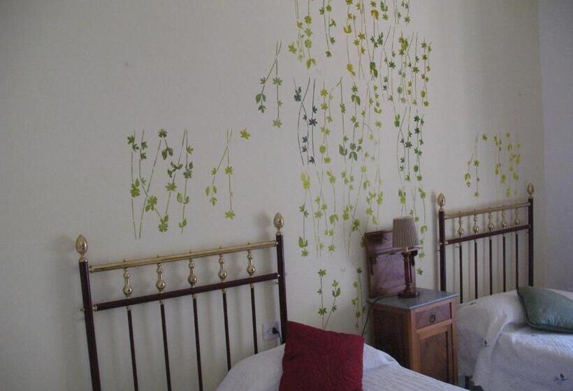 스탠다드 트리픔 룸 공동욕실, Pension El Torreon