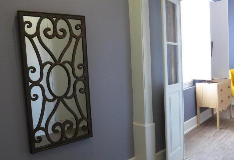 اتاق لوکس با چشم‌انداز شهر, Guest House Santa Clara
