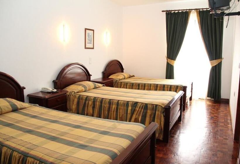 Номер Стандарт Трехместный, Residencial Santo António