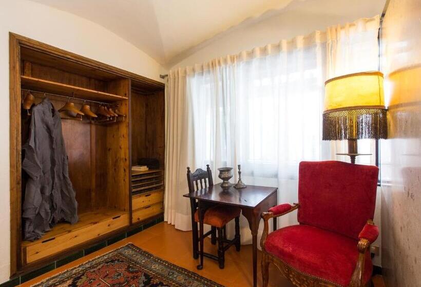 标准间内部标间, Torre De Maneys