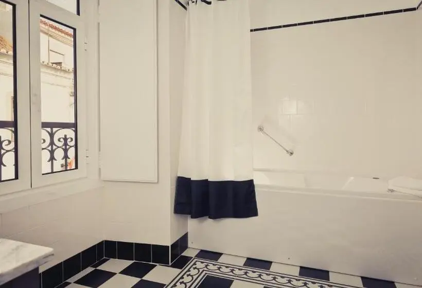 スイート, Bartholomeu Guesthouse
