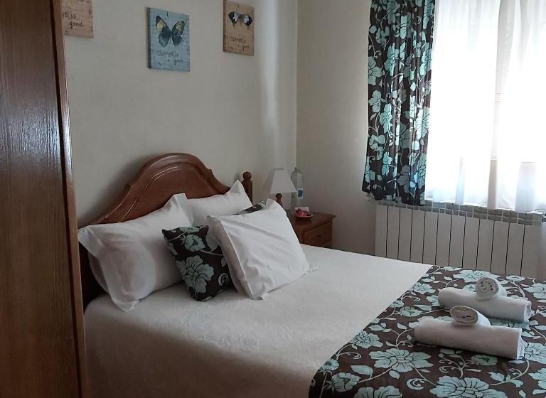 غرفة أساسية, Encosta Da Serra