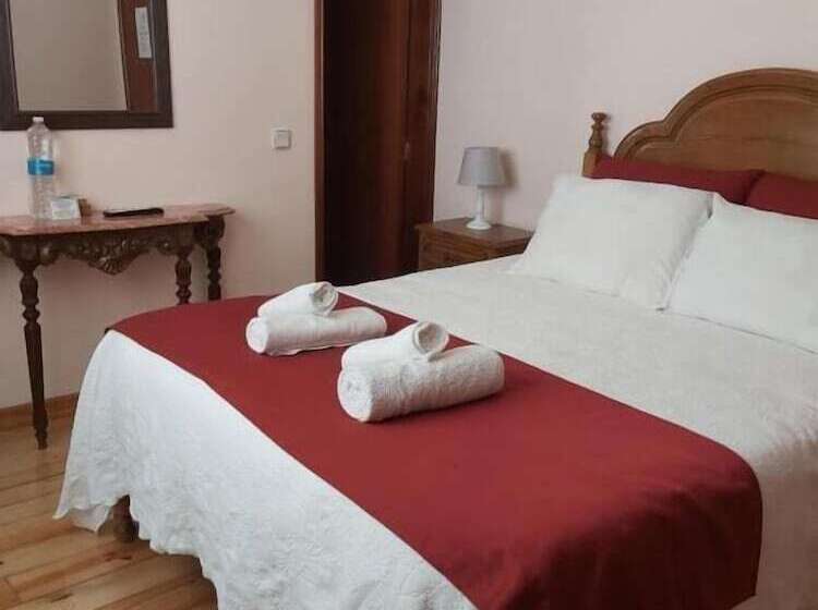 غرفة قياسية, Encosta Da Serra