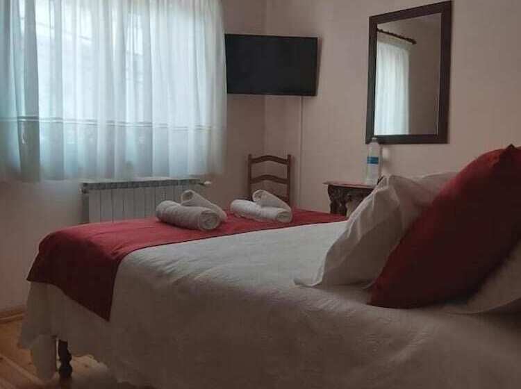 غرفة قياسية, Encosta Da Serra