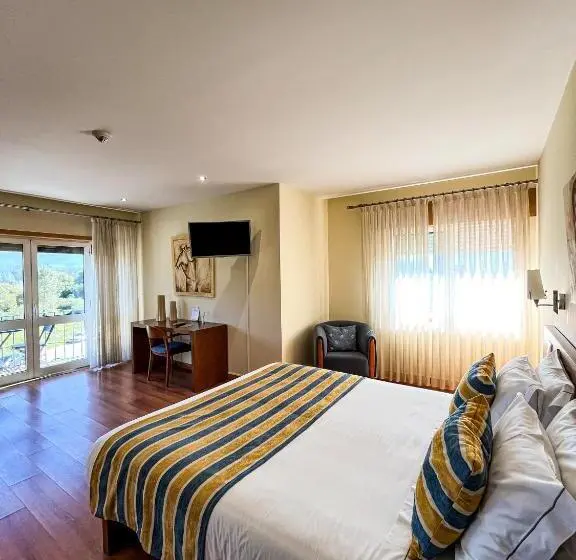 スーペリアファミリールーム, Encosta Do Monte   Charming Villa
